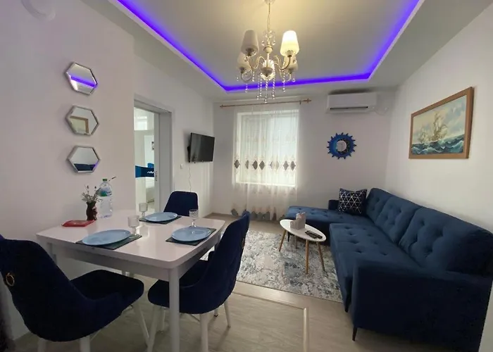 Bluemoon-Apartment With Parking