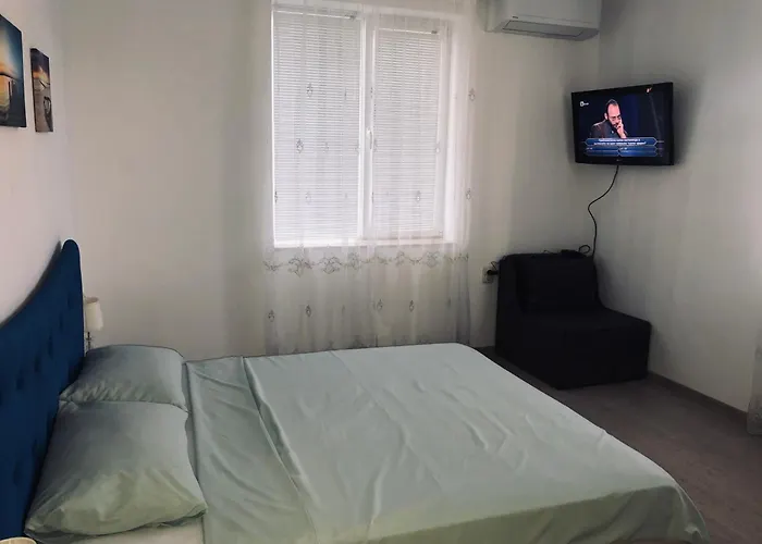 Bluemoon-Apartment With Parking
